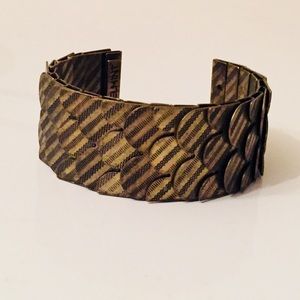 NWOT Tiled gold tone & black cuff bracelet